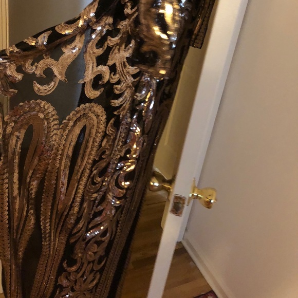 Beautiful full length gown - Picture 4 of 4